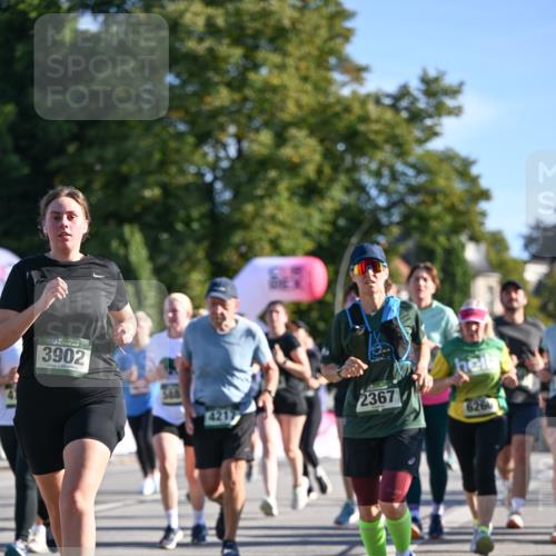 07.09.2025 - BARMER Alsterlauf Dr. Thomas Lammeyer http://msf.ph/oto/8712950 07.09.2025 09:43:33 Laufen 3902, 2367, 4217, 6260 meine-sportfotos.de
