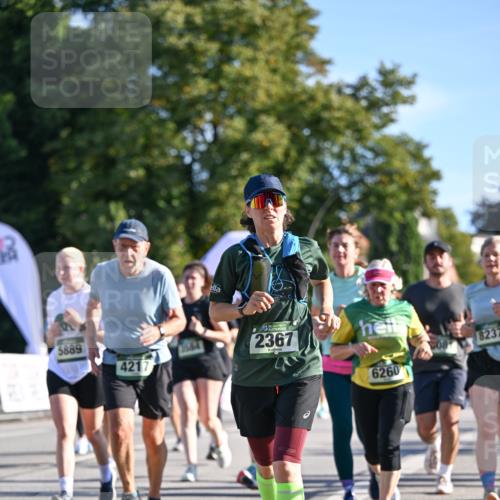 07.09.2025 - BARMER Alsterlauf Dr. Thomas Lammeyer http://msf.ph/oto/8712955 07.09.2025 09:43:33 Laufen 5889, 4217, 13, 2367, 6260, 8237 meine-sportfotos.de
