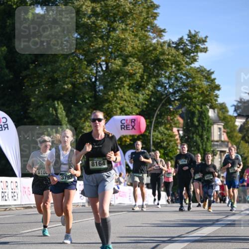 07.09.2025 - BARMER Alsterlauf Dr. Thomas Lammeyer http://msf.ph/oto/8712986 07.09.2025 09:43:38 Laufen 8164, 610, 3792, 5896, 5893, 116 meine-sportfotos.de