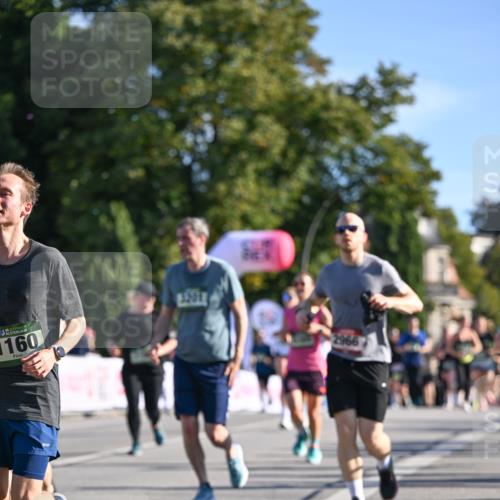 07.09.2025 - BARMER Alsterlauf Dr. Thomas Lammeyer http://msf.ph/oto/8713025 07.09.2025 09:43:46 Laufen 36, 160, 2966 meine-sportfotos.de