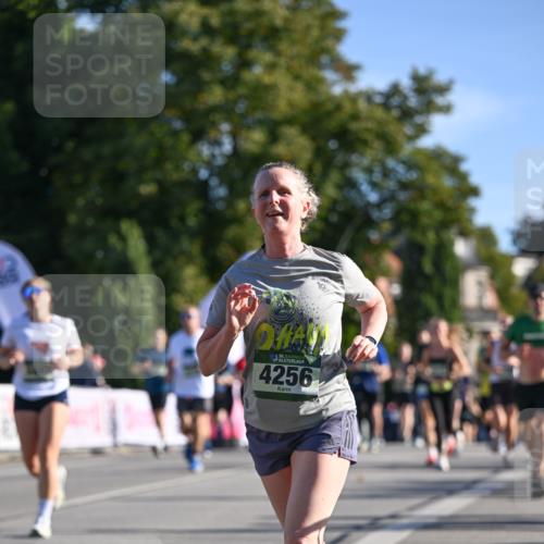 07.09.2025 - BARMER Alsterlauf Dr. Thomas Lammeyer http://msf.ph/oto/8713051 07.09.2025 09:43:50 Laufen 36, 4256 meine-sportfotos.de