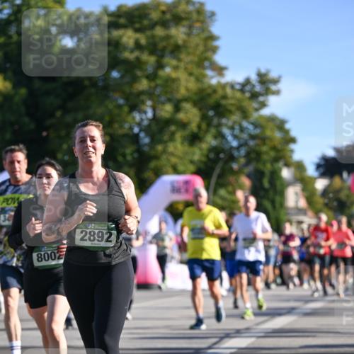 07.09.2025 - BARMER Alsterlauf Dr. Thomas Lammeyer http://msf.ph/oto/8713118 07.09.2025 09:44:06 Laufen 34, 8002, 36, 2892 meine-sportfotos.de