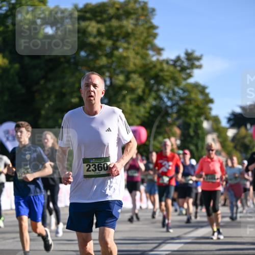 07.09.2025 - BARMER Alsterlauf Dr. Thomas Lammeyer http://msf.ph/oto/8713145 07.09.2025 09:44:10 Laufen 2360 meine-sportfotos.de