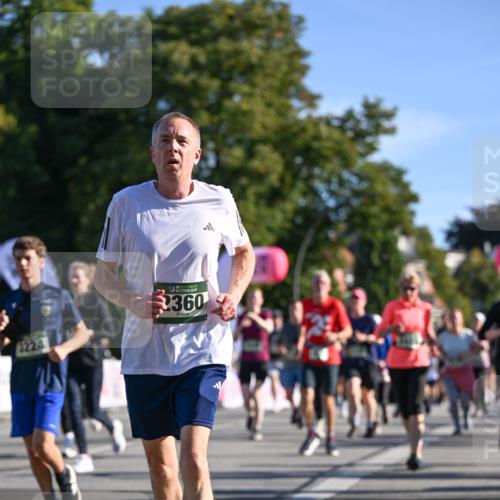 07.09.2025 - BARMER Alsterlauf Dr. Thomas Lammeyer http://msf.ph/oto/8713146 07.09.2025 09:44:10 Laufen 3224, 136, 2360 meine-sportfotos.de