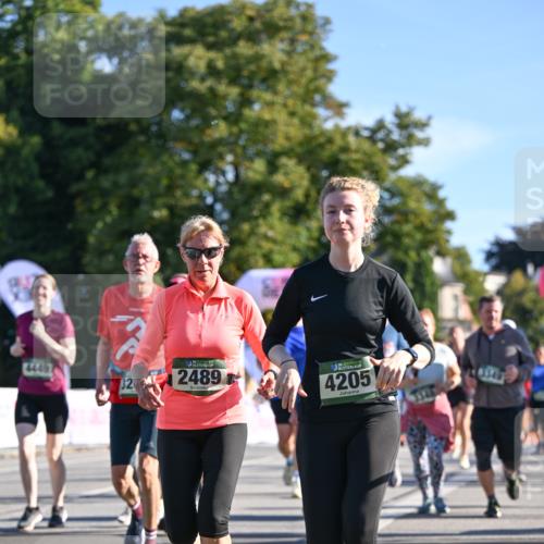 07.09.2025 - BARMER Alsterlauf Dr. Thomas Lammeyer http://msf.ph/oto/8713164 07.09.2025 09:44:13 Laufen 4449, 32, 2489, 35, 4205 meine-sportfotos.de