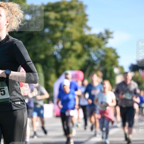 07.09.2025 - BARMER Alsterlauf Dr. Thomas Lammeyer http://msf.ph/oto/8713170 07.09.2025 09:44:14 Laufen 5 meine-sportfotos.de