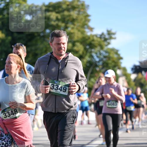 07.09.2025 - BARMER Alsterlauf Dr. Thomas Lammeyer http://msf.ph/oto/8713188 07.09.2025 09:44:17 Laufen 36, 3348, 36, 3349, 6081 meine-sportfotos.de