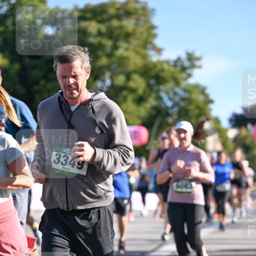 07.09.2025 - BARMER Alsterlauf Dr. Thomas Lammeyer http://msf.ph/oto/8713190 07.09.2025 09:44:18 Laufen 36, 334, 6085 meine-sportfotos.de