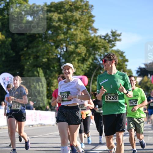 07.09.2025 - BARMER Alsterlauf Dr. Thomas Lammeyer http://msf.ph/oto/8713258 07.09.2025 09:44:28 Laufen 2197, 8229, 8, 5829, 8228, 5073 meine-sportfotos.de