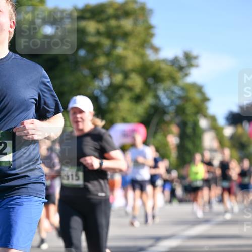 07.09.2025 - BARMER Alsterlauf Dr. Thomas Lammeyer http://msf.ph/oto/8713312 07.09.2025 09:44:37 Laufen 2, 2915 meine-sportfotos.de