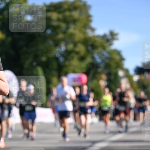 07.09.2025 - BARMER Alsterlauf Dr. Thomas Lammeyer http://msf.ph/oto/8713320 07.09.2025 09:44:38 Laufen  meine-sportfotos.de