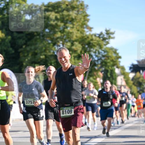 07.09.2025 - BARMER Alsterlauf Dr. Thomas Lammeyer http://msf.ph/oto/8713348 07.09.2025 09:44:43 Laufen 3757, 8109 meine-sportfotos.de