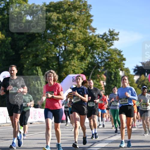 07.09.2025 - BARMER Alsterlauf Dr. Thomas Lammeyer http://msf.ph/oto/8713373 07.09.2025 09:44:47 Laufen 8046, 116, 2560, 6090, 3732, 6092, 8195 meine-sportfotos.de