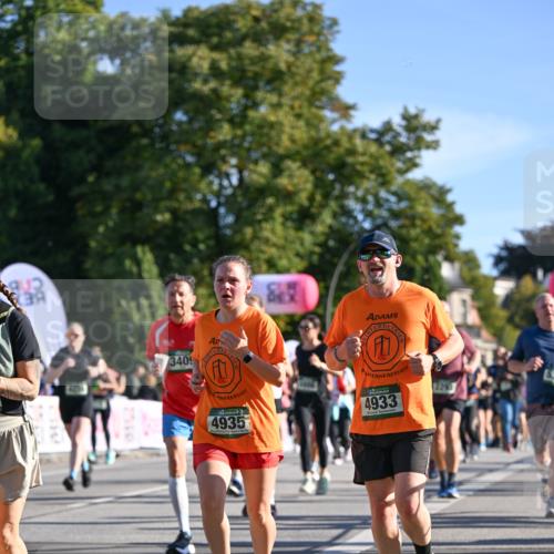 07.09.2025 - BARMER Alsterlauf Dr. Thomas Lammeyer http://msf.ph/oto/8713412 07.09.2025 09:44:53 Laufen 7518, 340, 4935, 4933 meine-sportfotos.de