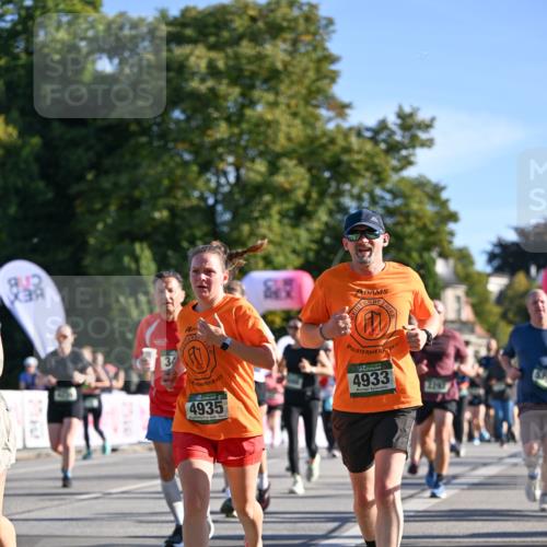 07.09.2025 - BARMER Alsterlauf Dr. Thomas Lammeyer http://msf.ph/oto/8713413 07.09.2025 09:44:53 Laufen 7941, 4935, 4933, 2247 meine-sportfotos.de