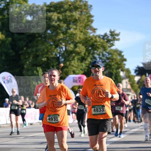 07.09.2025 - BARMER Alsterlauf Dr. Thomas Lammeyer http://msf.ph/oto/8713414 07.09.2025 09:44:54 Laufen 4935, 4933, 226, 5362 meine-sportfotos.de