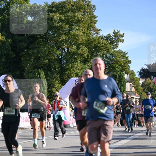07.09.2025 - BARMER Alsterlauf Dr. Thomas Lammeyer http://msf.ph/oto/8713433 07.09.2025 09:44:56 Laufen 5986, 5362, 405, 3164, 2057 meine-sportfotos.de