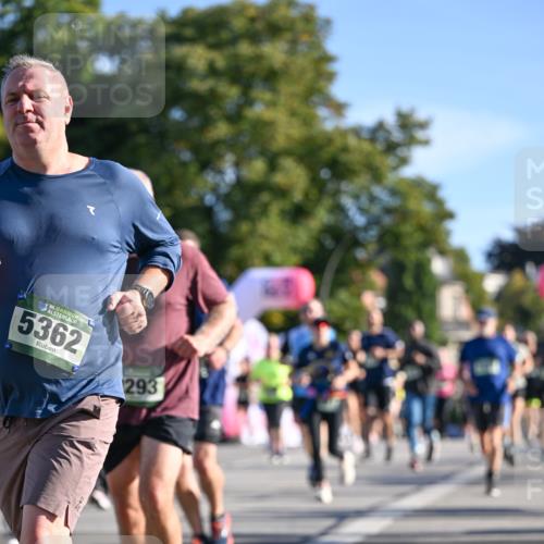 07.09.2025 - BARMER Alsterlauf Dr. Thomas Lammeyer http://msf.ph/oto/8713442 07.09.2025 09:44:58 Laufen 36, 5362, 293 meine-sportfotos.de