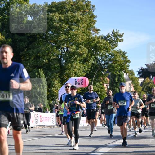 07.09.2025 - BARMER Alsterlauf Dr. Thomas Lammeyer http://msf.ph/oto/8713450 07.09.2025 09:44:59 Laufen 5911, 8348, 2057, 3164, 614, 3203, 8471, 3202 meine-sportfotos.de