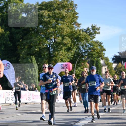 07.09.2025 - BARMER Alsterlauf Dr. Thomas Lammeyer http://msf.ph/oto/8713454 07.09.2025 09:45:00 Laufen 105, 8571, 3197, 2057, 316, 3203, 320 meine-sportfotos.de