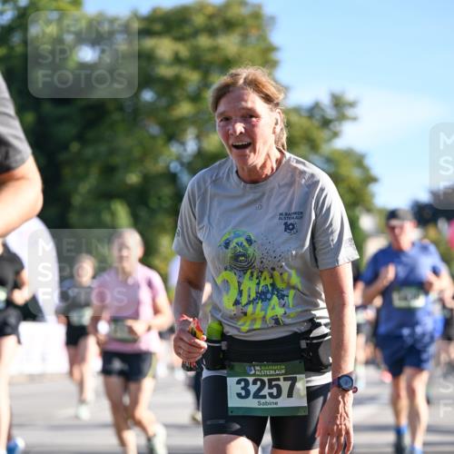 07.09.2025 - BARMER Alsterlauf Dr. Thomas Lammeyer http://msf.ph/oto/8713488 07.09.2025 09:45:06 Laufen 36, 36, 3257 meine-sportfotos.de