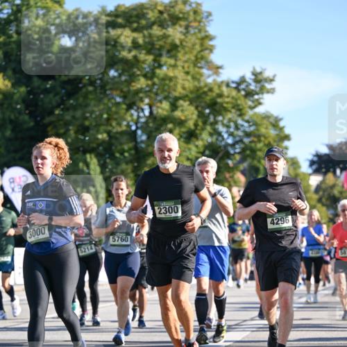 07.09.2025 - BARMER Alsterlauf Dr. Thomas Lammeyer http://msf.ph/oto/8713530 07.09.2025 09:45:13 Laufen 3000, 5214, 5760, 2300, 4296 meine-sportfotos.de