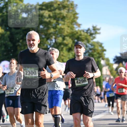 07.09.2025 - BARMER Alsterlauf Dr. Thomas Lammeyer http://msf.ph/oto/8713538 07.09.2025 09:45:14 Laufen 15760, 16, 2300, 4296 meine-sportfotos.de