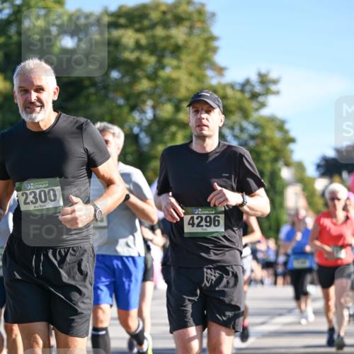 07.09.2025 - BARMER Alsterlauf Dr. Thomas Lammeyer http://msf.ph/oto/8713541 07.09.2025 09:45:15 Laufen 36, 2300, 4296 meine-sportfotos.de