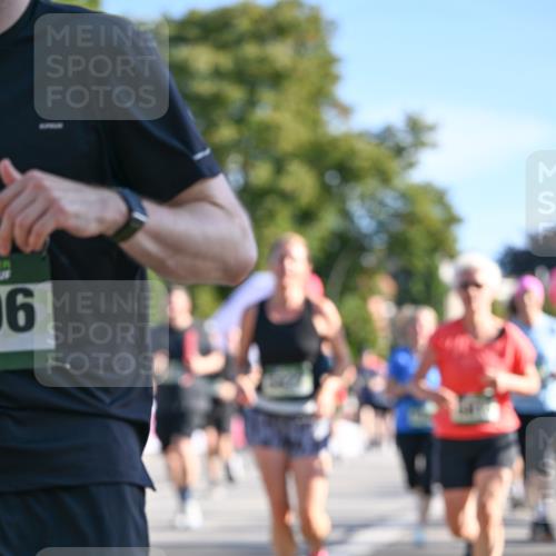 07.09.2025 - BARMER Alsterlauf Dr. Thomas Lammeyer http://msf.ph/oto/8713551 07.09.2025 09:45:16 Laufen 16 meine-sportfotos.de