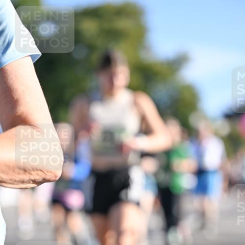 07.09.2025 - BARMER Alsterlauf Dr. Thomas Lammeyer http://msf.ph/oto/8713578 07.09.2025 09:45:21 Laufen  meine-sportfotos.de