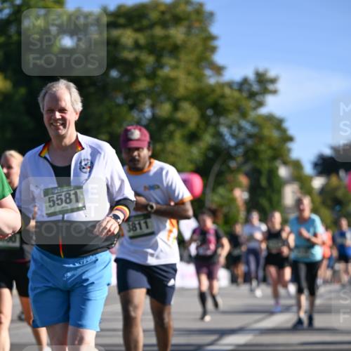 07.09.2025 - BARMER Alsterlauf Dr. Thomas Lammeyer http://msf.ph/oto/8713595 07.09.2025 09:45:24 Laufen 5581, 3811 meine-sportfotos.de