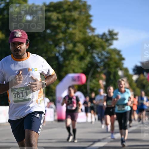 07.09.2025 - BARMER Alsterlauf Dr. Thomas Lammeyer http://msf.ph/oto/8713602 07.09.2025 09:45:26 Laufen 36, 3811 meine-sportfotos.de