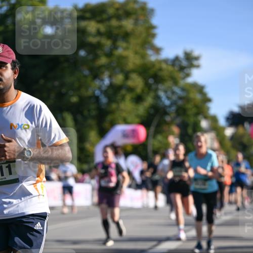07.09.2025 - BARMER Alsterlauf Dr. Thomas Lammeyer http://msf.ph/oto/8713604 07.09.2025 09:45:26 Laufen 11, 1 meine-sportfotos.de