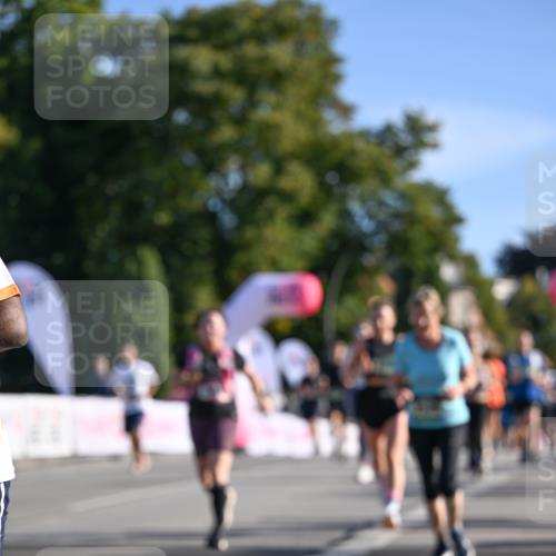07.09.2025 - BARMER Alsterlauf Dr. Thomas Lammeyer http://msf.ph/oto/8713606 07.09.2025 09:45:26 Laufen  meine-sportfotos.de