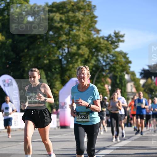 07.09.2025 - BARMER Alsterlauf Dr. Thomas Lammeyer http://msf.ph/oto/8713616 07.09.2025 09:45:28 Laufen 4099, 3526 meine-sportfotos.de