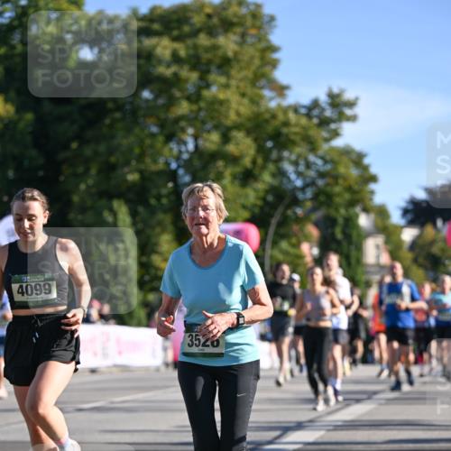 07.09.2025 - BARMER Alsterlauf Dr. Thomas Lammeyer http://msf.ph/oto/8713618 07.09.2025 09:45:28 Laufen 4099, 3526 meine-sportfotos.de