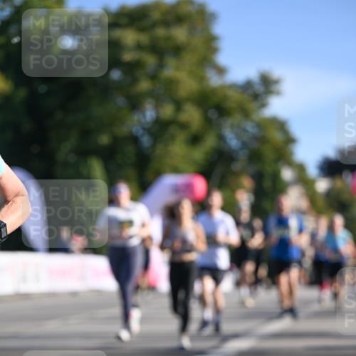 07.09.2025 - BARMER Alsterlauf Dr. Thomas Lammeyer http://msf.ph/oto/8713629 07.09.2025 09:45:30 Laufen  meine-sportfotos.de