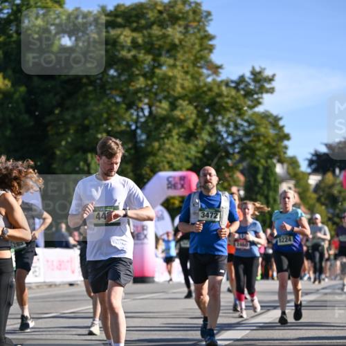 07.09.2025 - BARMER Alsterlauf Dr. Thomas Lammeyer http://msf.ph/oto/8713640 07.09.2025 09:45:32 Laufen 285, 44, 3472, 2460, 8224 meine-sportfotos.de