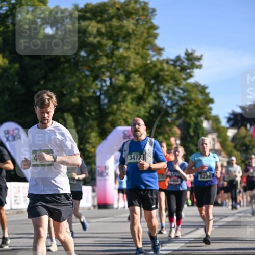 07.09.2025 - BARMER Alsterlauf Dr. Thomas Lammeyer http://msf.ph/oto/8713643 07.09.2025 09:45:32 Laufen 842, 3472 meine-sportfotos.de