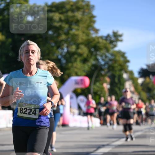 07.09.2025 - BARMER Alsterlauf Dr. Thomas Lammeyer http://msf.ph/oto/8713665 07.09.2025 09:45:36 Laufen 7001, 8224 meine-sportfotos.de