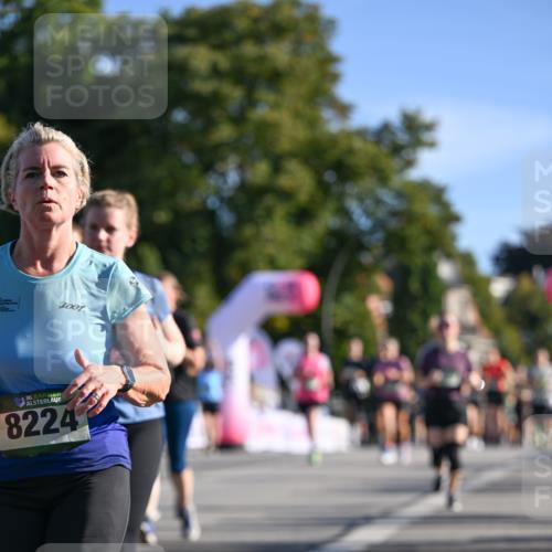 07.09.2025 - BARMER Alsterlauf Dr. Thomas Lammeyer http://msf.ph/oto/8713667 07.09.2025 09:45:36 Laufen 7001, 36, 8224 meine-sportfotos.de