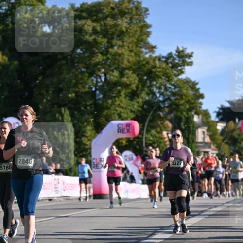 07.09.2025 - BARMER Alsterlauf Dr. Thomas Lammeyer http://msf.ph/oto/8713674 07.09.2025 09:45:37 Laufen 5780, 2846, 2510, 3327, 64 meine-sportfotos.de