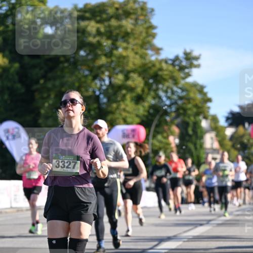 07.09.2025 - BARMER Alsterlauf Dr. Thomas Lammeyer http://msf.ph/oto/8713694 07.09.2025 09:45:40 Laufen 36, 3327 meine-sportfotos.de