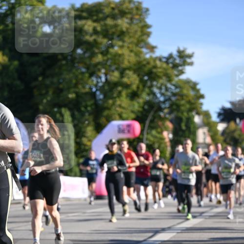 07.09.2025 - BARMER Alsterlauf Dr. Thomas Lammeyer http://msf.ph/oto/8713708 07.09.2025 09:45:42 Laufen 6088 meine-sportfotos.de