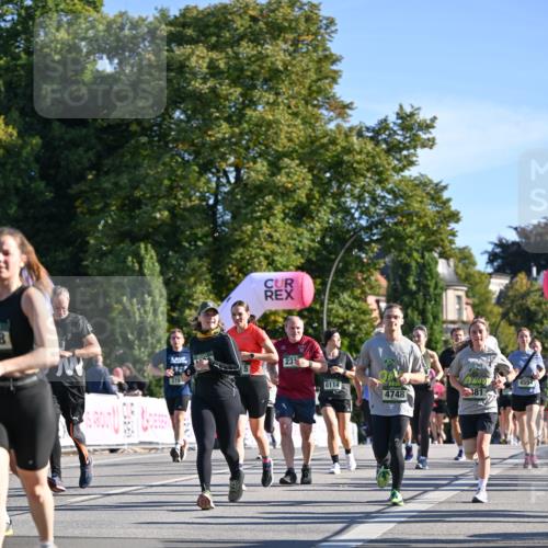 07.09.2025 - BARMER Alsterlauf Dr. Thomas Lammeyer http://msf.ph/oto/8713711 07.09.2025 09:45:43 Laufen 3782, 23, 6114, 181, 4748, 4554 meine-sportfotos.de