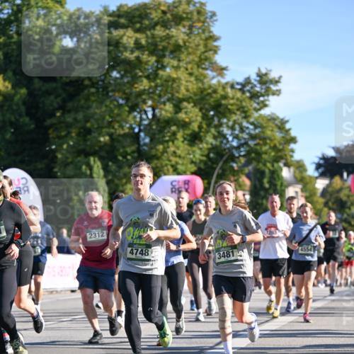 07.09.2025 - BARMER Alsterlauf Dr. Thomas Lammeyer http://msf.ph/oto/8713728 07.09.2025 09:45:46 Laufen 2312, 4748, 3481, 4554 meine-sportfotos.de