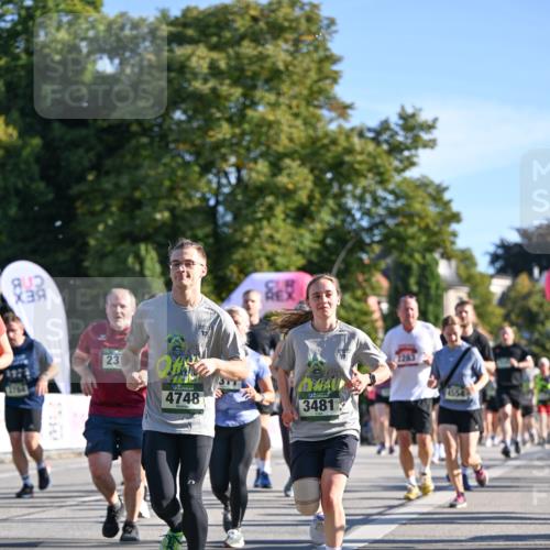 07.09.2025 - BARMER Alsterlauf Dr. Thomas Lammeyer http://msf.ph/oto/8713731 07.09.2025 09:45:46 Laufen 2, 23, 4748, 3481, 2283 meine-sportfotos.de