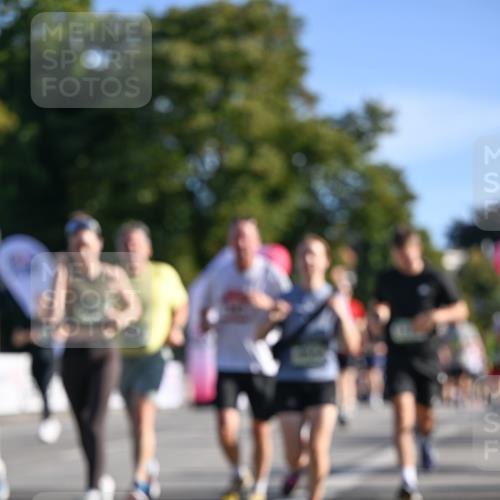 07.09.2025 - BARMER Alsterlauf Dr. Thomas Lammeyer http://msf.ph/oto/8713750 07.09.2025 09:45:49 Laufen  meine-sportfotos.de