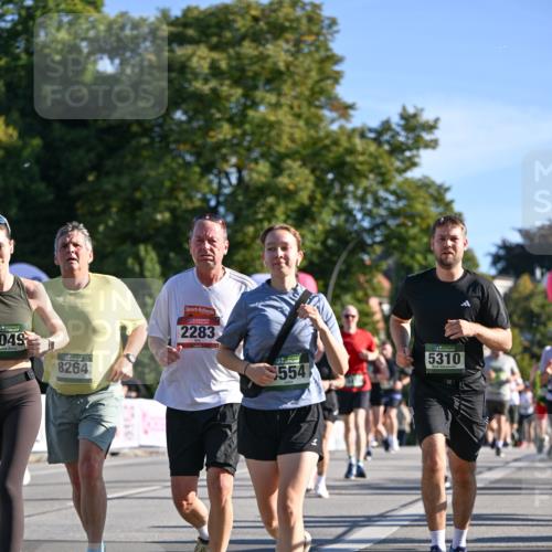 07.09.2025 - BARMER Alsterlauf Dr. Thomas Lammeyer http://msf.ph/oto/8713755 07.09.2025 09:45:49 Laufen 049, 8264, 2283, 554, 5310 meine-sportfotos.de