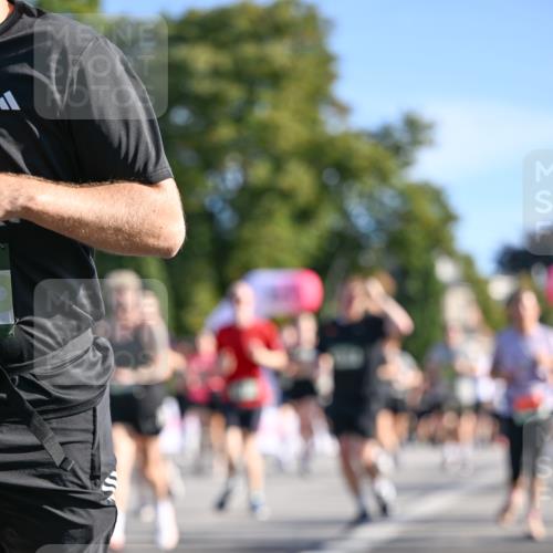 07.09.2025 - BARMER Alsterlauf Dr. Thomas Lammeyer http://msf.ph/oto/8713772 07.09.2025 09:45:52 Laufen  meine-sportfotos.de
